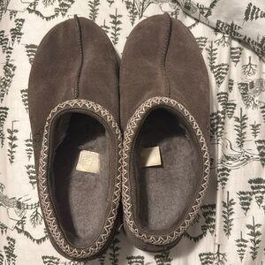 Ugg Tasman Mocha Chocolate Color Size 12